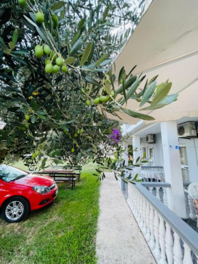 Kollari Apartments
